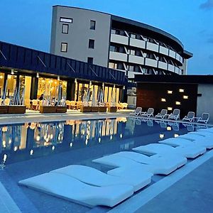 Hotel Aventus